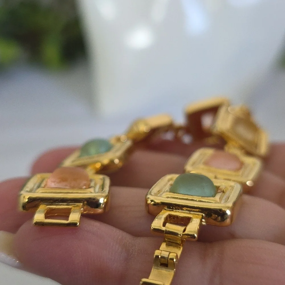 Gold Square Link Bracelet with Frosted Acrylic Glass Stones - Picture 10 of 10